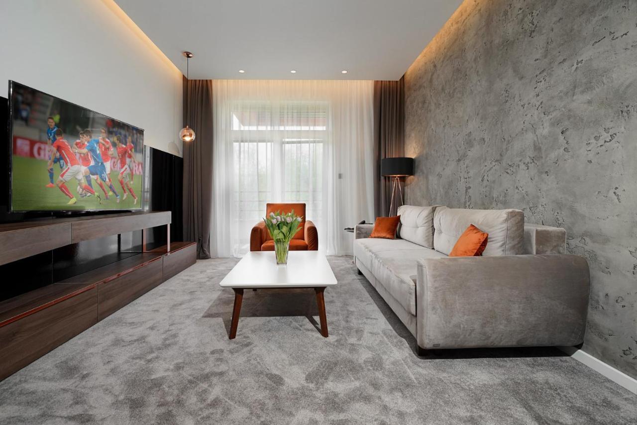 Hotel Srbija Lux Stara Pazova Luaran gambar