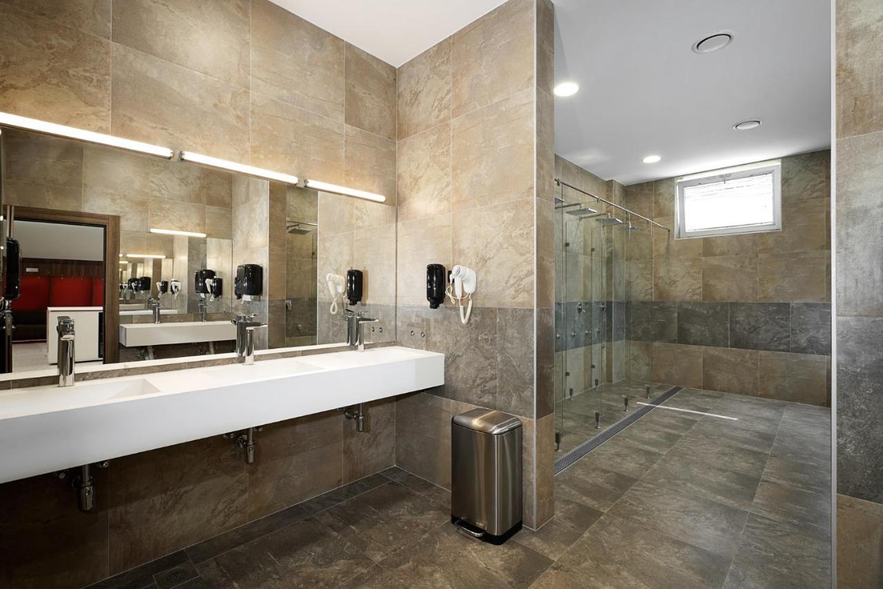Hotel Srbija Lux Stara Pazova Luaran gambar