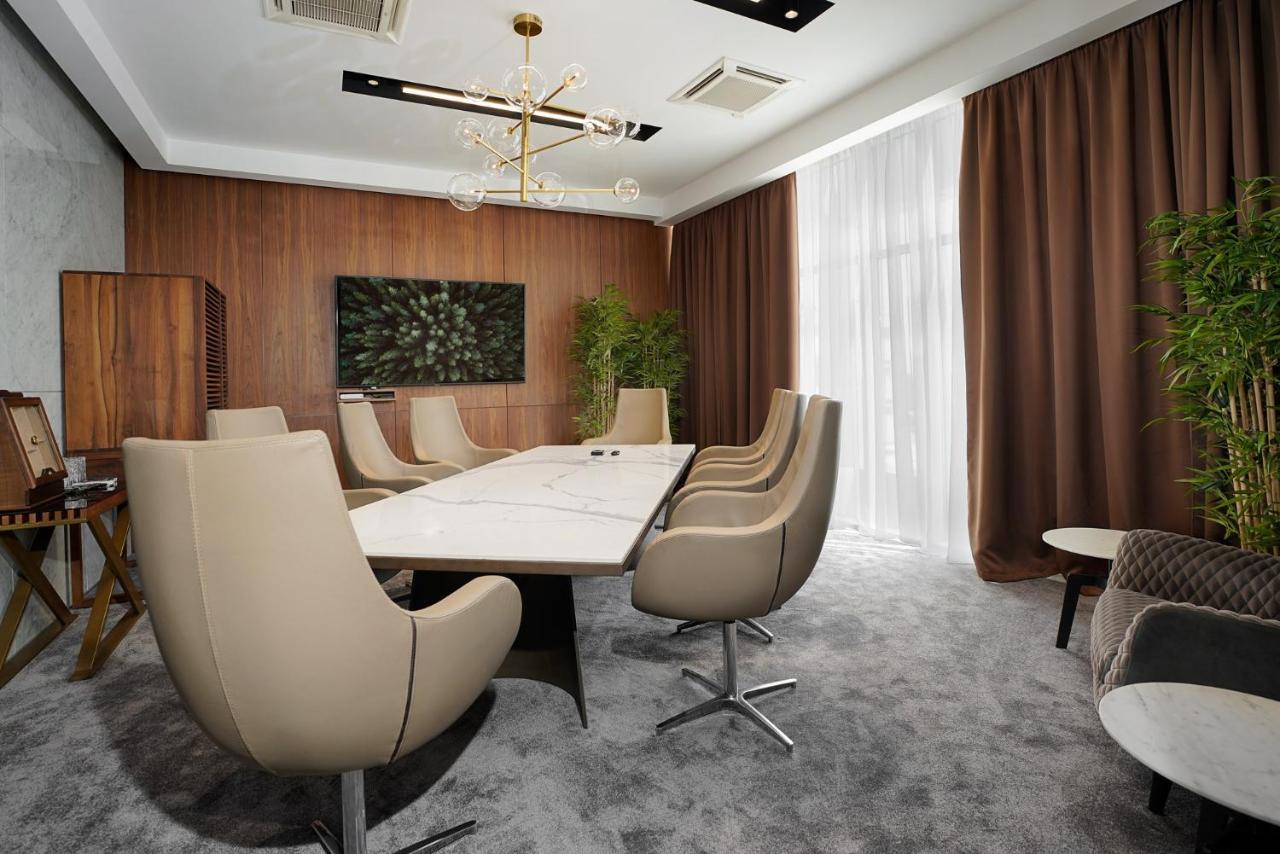 Hotel Srbija Lux Stara Pazova Luaran gambar